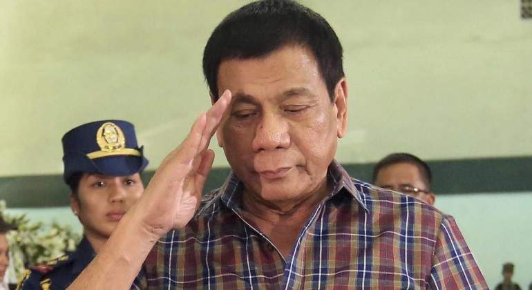 duterte-ataudes-770x420-efe.jpg