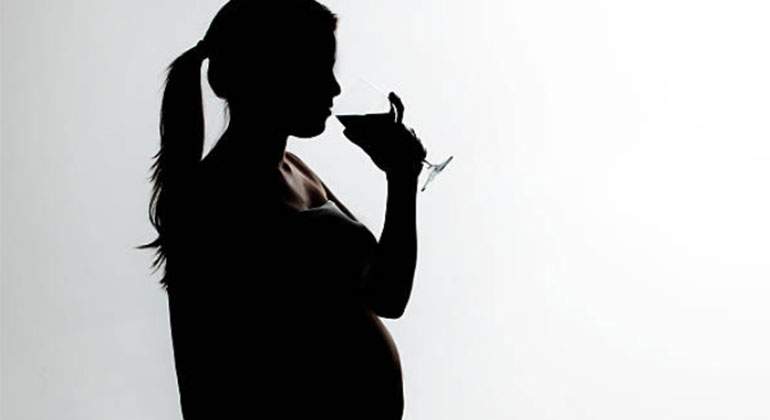 embarazo-alcohol-istock-770.jpg
