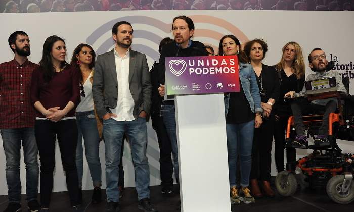 unidas-podemos-noche-28abril-ep.jpg