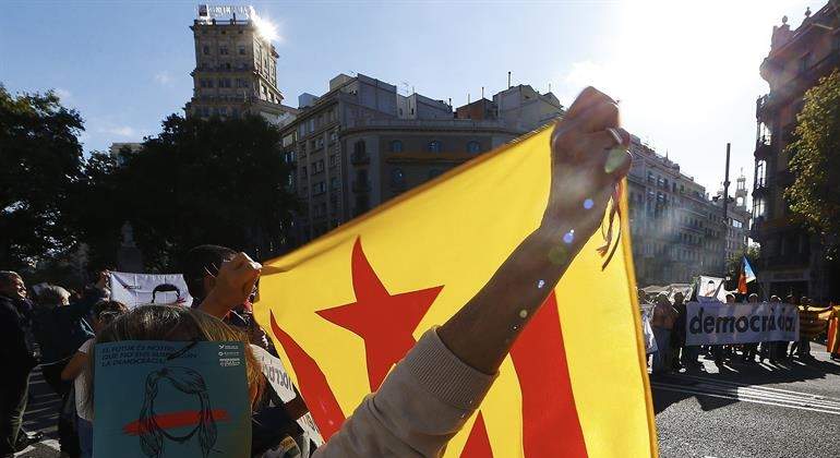 estelada-protesta-barcelona-efe.jpg