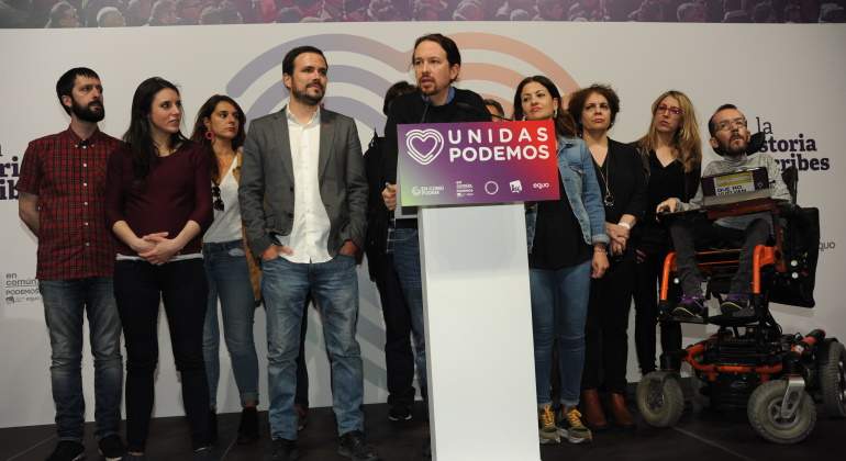 unidas-podemos-noche-28abril-ep.jpg