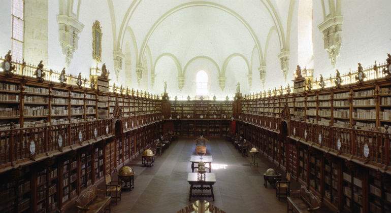 biblio1111.jpg
