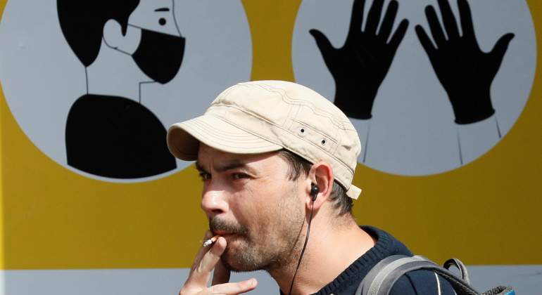 coronavirus-fumar-cigarrillo-reuters.jpg