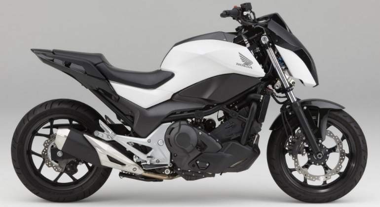 Honda-NC750-riddingAssist.jpg