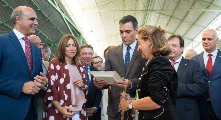 sanchez-zafra-jamon-junta-extremadura.jpg
