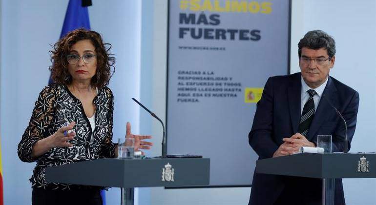 maria-jesus-montero-jose-luis-escriva-cmin-efe-1.jpg