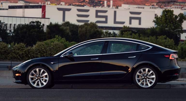 tesla-model-3-definitivo-musk.jpg