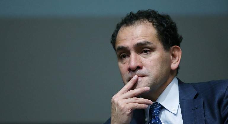 Arturo-Herrera.jpg
