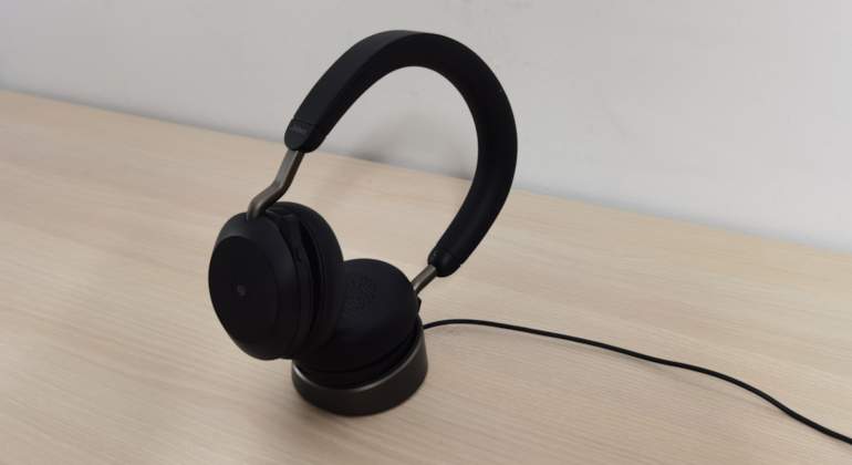 jabra-evolve2-1.jpg