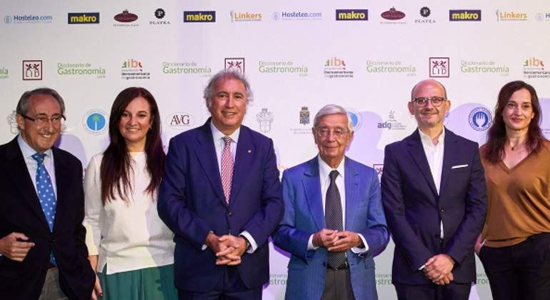 770x420-diccionario-de-la-gastronomia-rae-presentacion.jpg