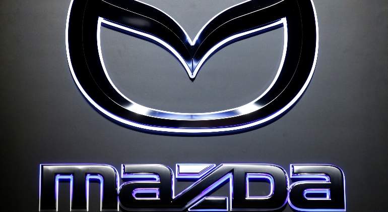 mazda-logo-reuters-03.jpg