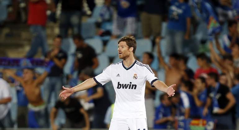 xabi-alonso-real-madrid-reuters.jpg
