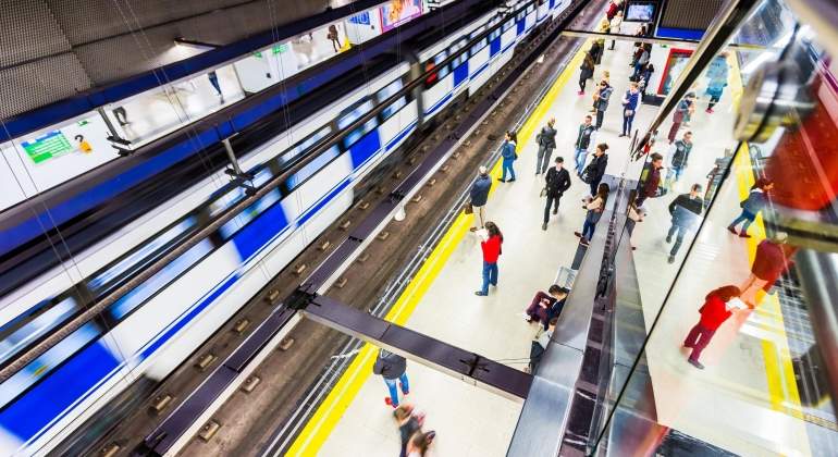metro-madrid-movimiento-arriba.jpg