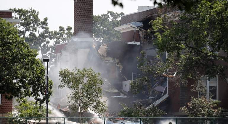 minnesota-explosion-colegio-reuters.jpg