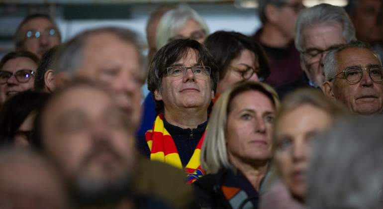 puigdemont-bufanda-estadio-perpinan-ep.jpg
