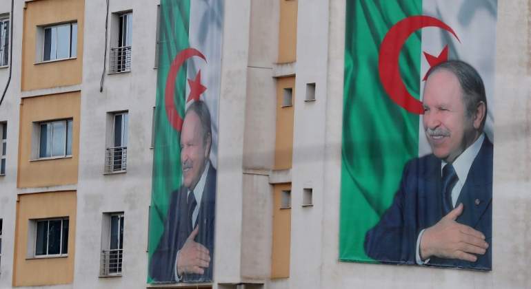 carteles-buteflika-argelia-efe.jpg