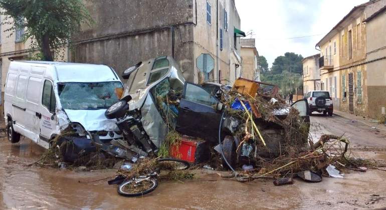 mallorca-lluvia-coches-2-efe.jpg