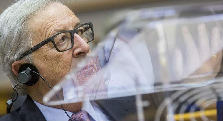 jean-claude-juncker-libro-blanco-.jpg