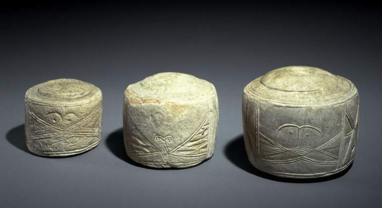 folkton-drums-stonehenge.jpg