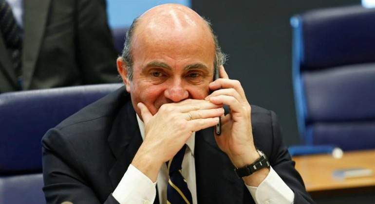 guindos-mano.jpg