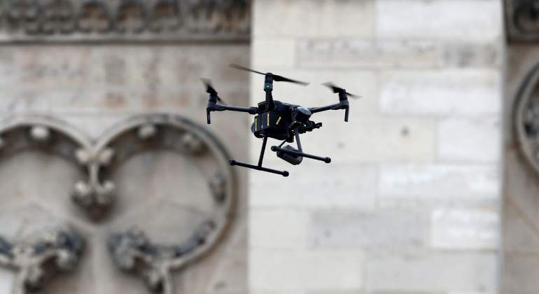 dron-notre-dame.jpg