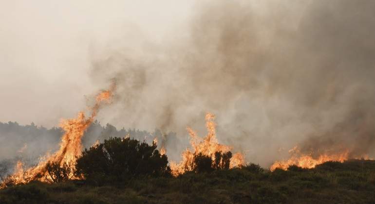 Incendio-Leon-24agosto-EFE.jpg