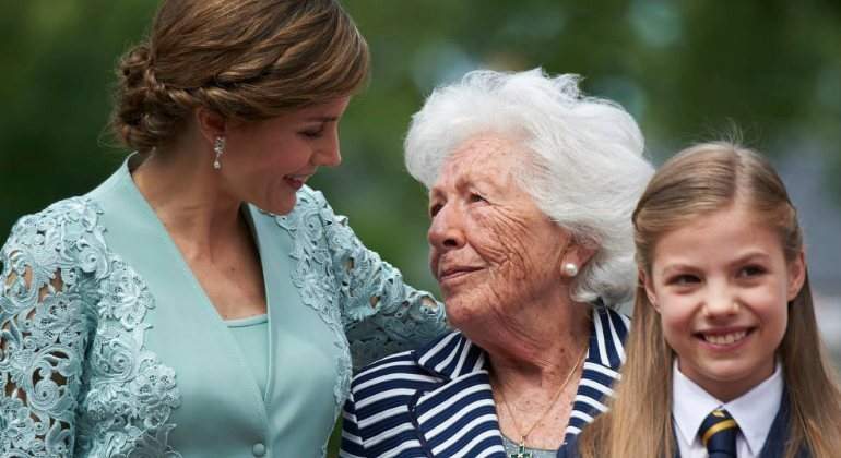 letizia-menchu-sofia.jpg