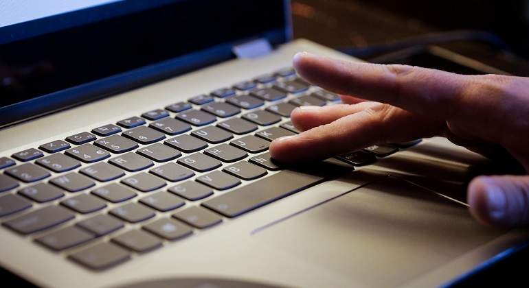 Ordenador-teclado.jpg