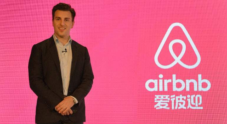 brian-chesky-airbnb.jpg