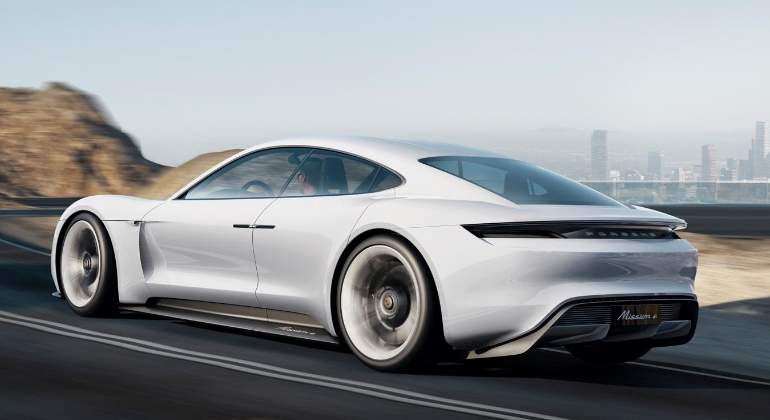 porsche-mission-e-02.jpg