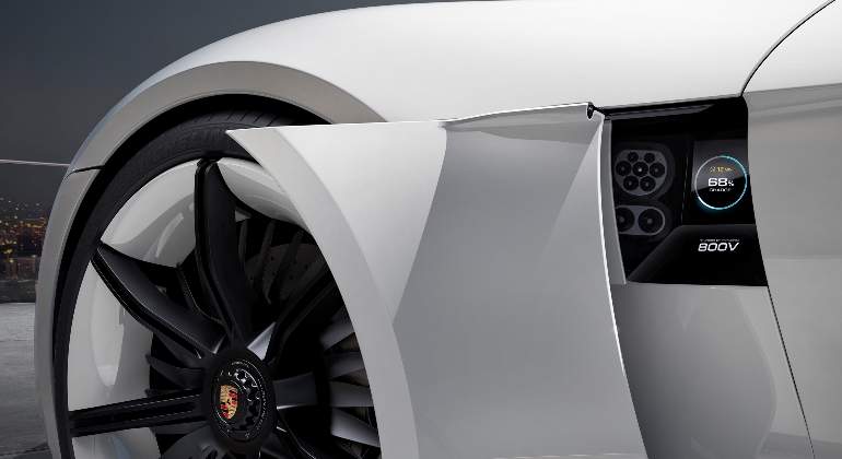 porsche-taycan-07.jpg