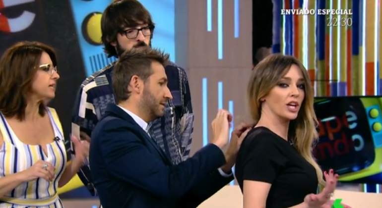 anna-simon-vestido-desabrochado.jpg