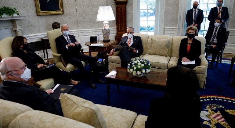 biden-senadores-reunion-reuters-770x420.jpg