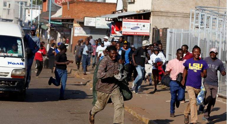 zimbabue-disturbios-harare-elecciones-reuters.jpg