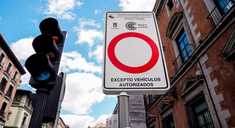 madrid-central-cartel-semaforo-ep.jpg