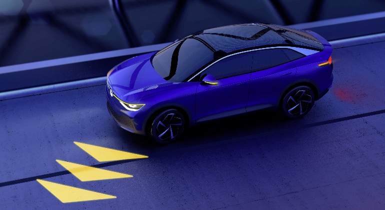 volkswagen-faros-interactivos-carretera-01.jpg