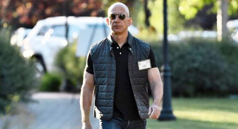 jeff-bezos-reuters-770x420.jpg