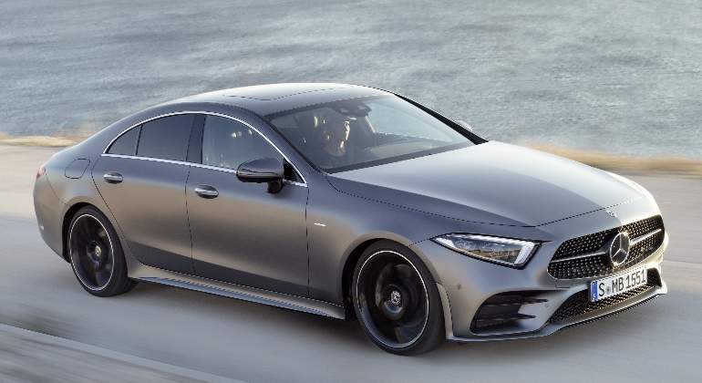 mercedes-benz-cls-2018-01.jpg