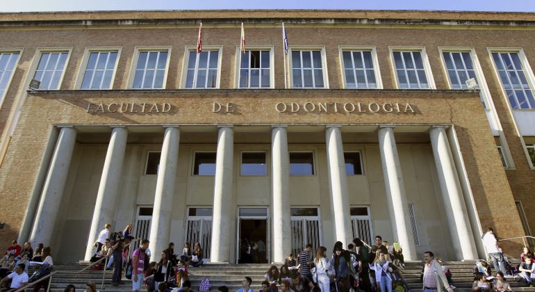 complutense-odontologia-770-efe.jpg
