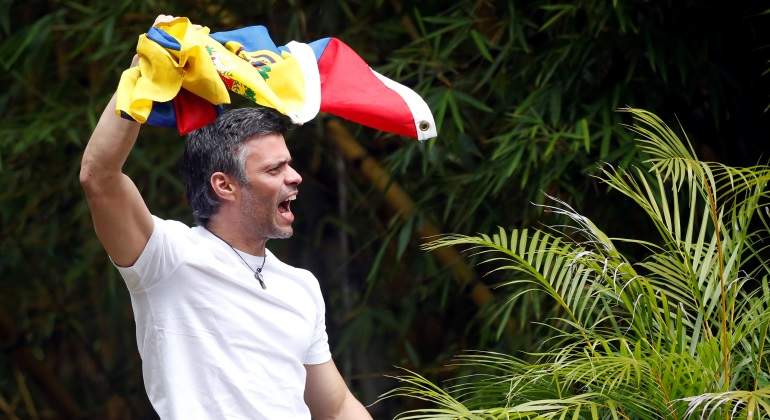 leopoldo-lopez-balcon-reuters.jpg