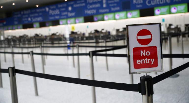 aeropuerto-cerrado-vacio-reuters.jpg