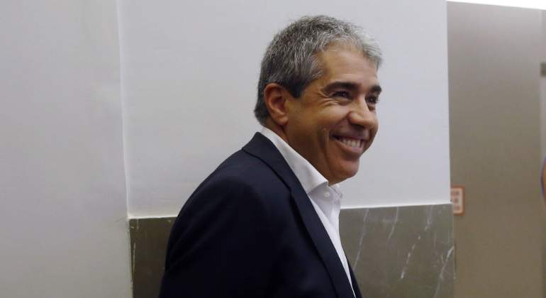 homs-pasillos-congreso-efe.jpg