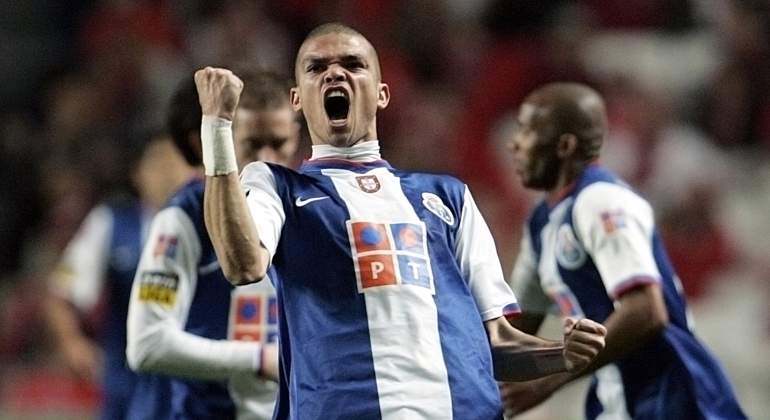 pepe-oporto-2007-reuters.jpg