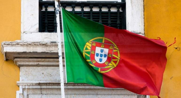 bandera-fachada-arronches.jpg