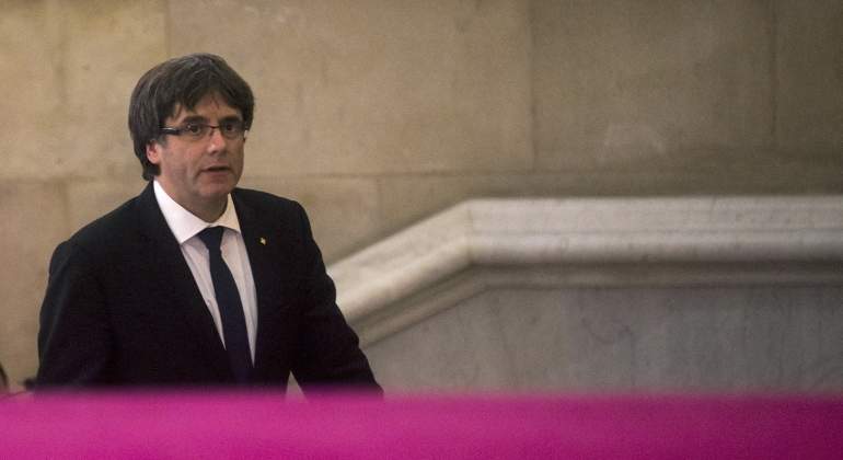 carles-puigdemont-llegada-parlament-efe.jpg