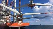 Iberdrola sella un megacuerdo para dar electricidad verde a Volkswagen y Seat en España
