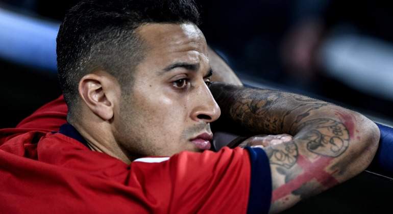 Thiago-Alcantara-2018-EFE-Tunel-vestuario.jpg