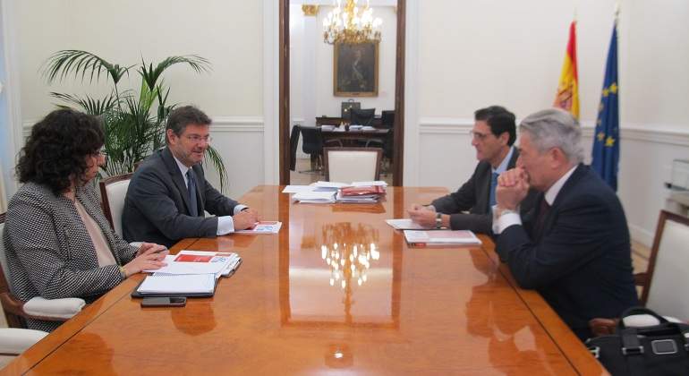 EconomistasCatala.jpg