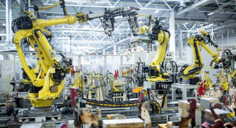 robots-haciendo-coches.jpg