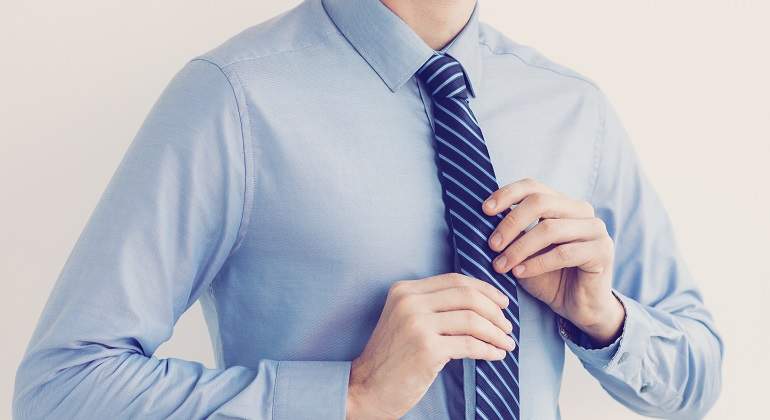 Ponerse-una--corbata.jpg